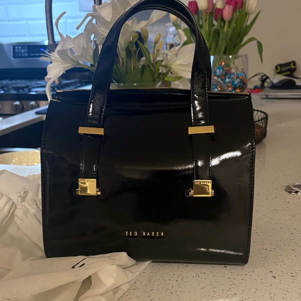 Ted baker. New